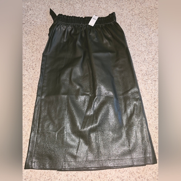 NWT, Anthropologie, Black, Faux Leather, Wrap Skirt, Size M - Picture 5 of 5